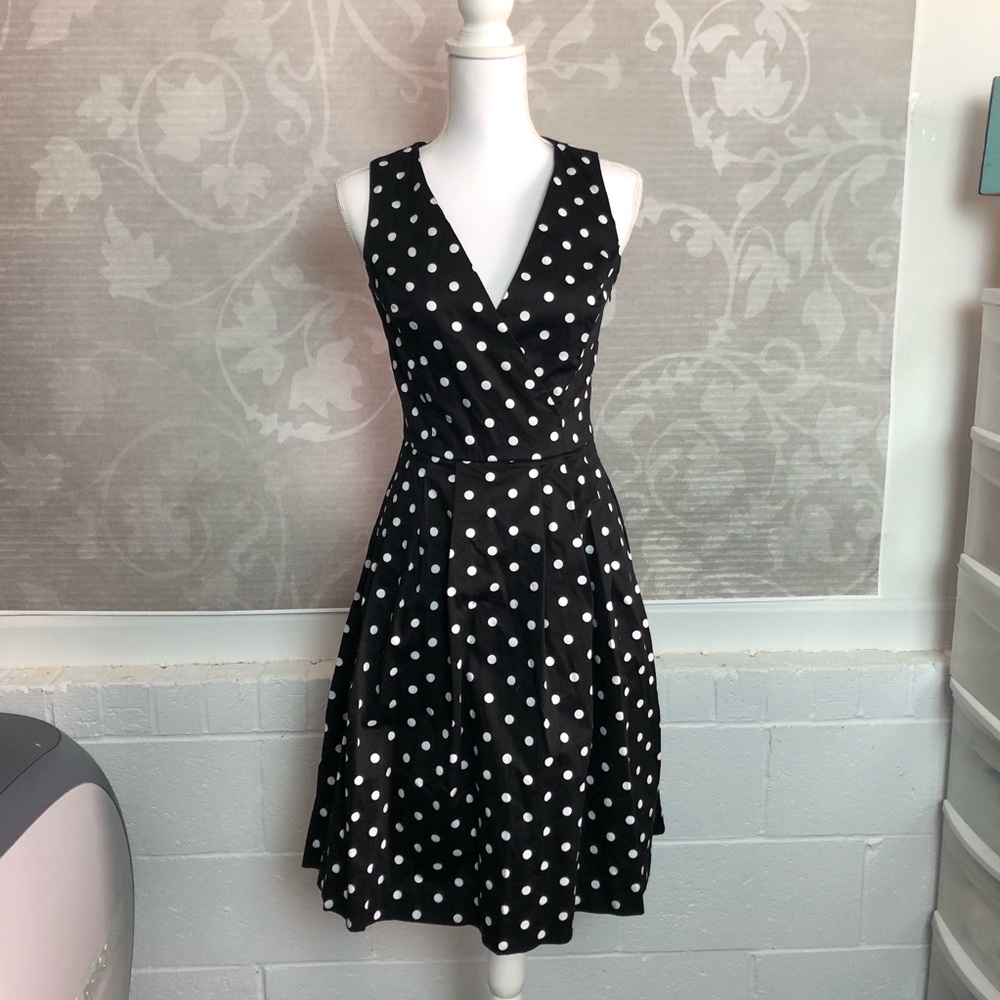 Black sleeveless dress with polka dots Sz 6